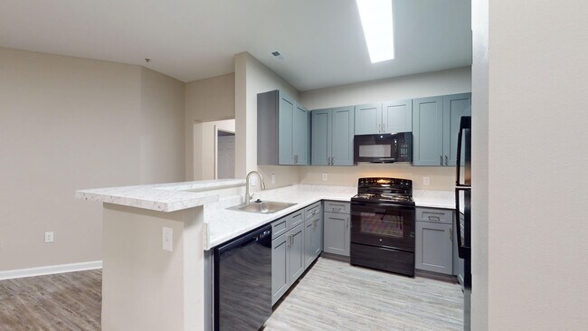 Interior Photo - 20 Lambourne