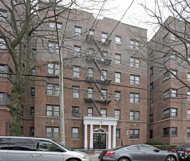 Building Photo - 87-24 115TH ST