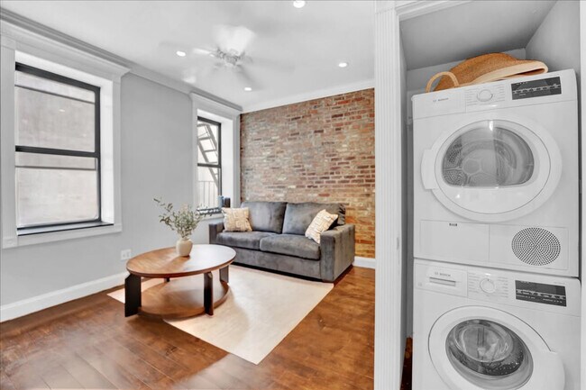 Foto del edificio - 346 E 18th St
