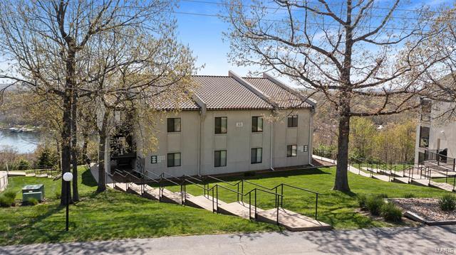Primary Photo - 33 Monterey Dr