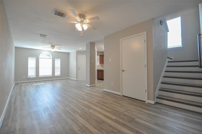 Building Photo - 3510 Canfield St