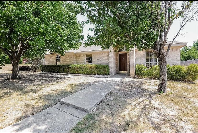 Foto principal - 10405 Holly Grove Dr