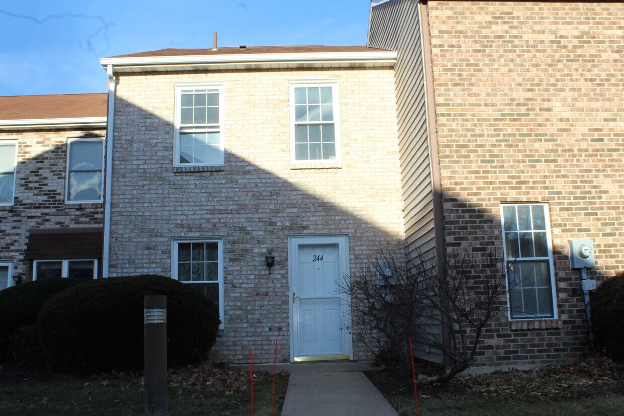 244 Gerald St Unit 244, State College, PA 16801 Condo for Rent in
