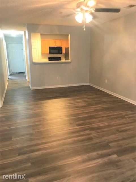 Building Photo - 2 br, 2 bath Condo - 5110 Scarsdale Dr Apt...