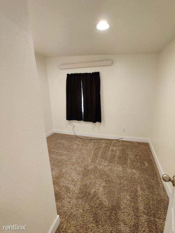 Foto del edificio - 1 br, 1 bath House - 2311 Morrie Ave