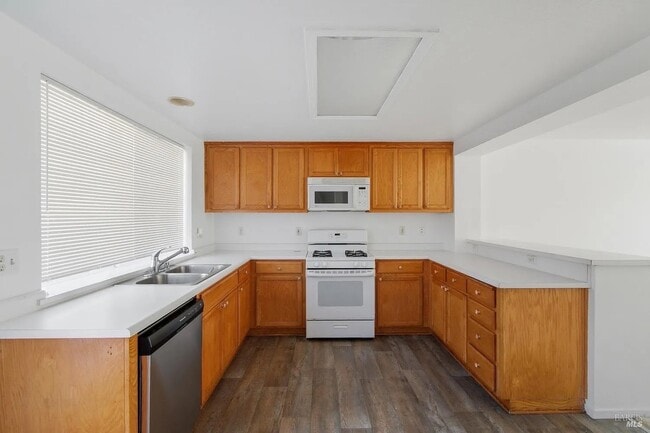 Foto del edificio - 712 Daniels Ave
