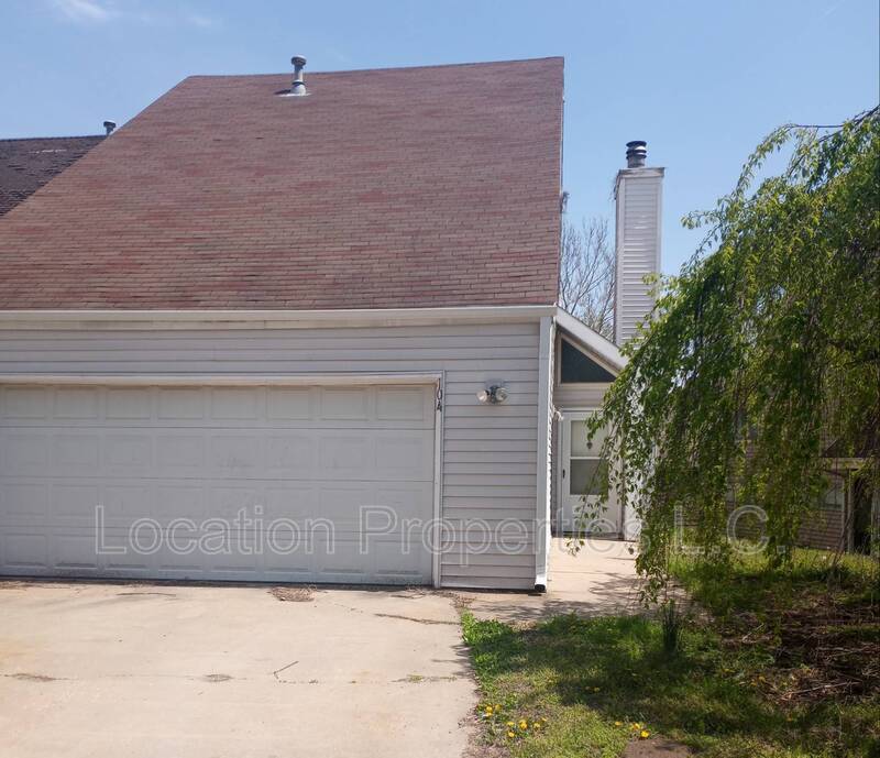 Primary Photo - 104 Glenview Drive