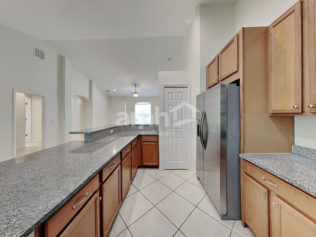 Foto del edificio - 12823 24th St Cir E