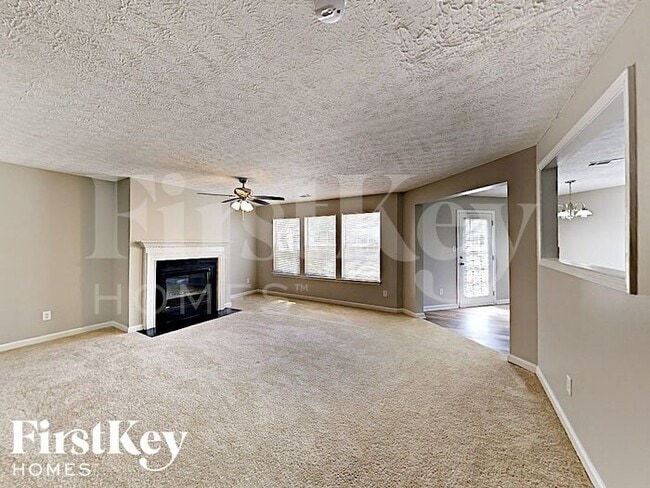 Foto del edificio - 504 Springmoor Ct