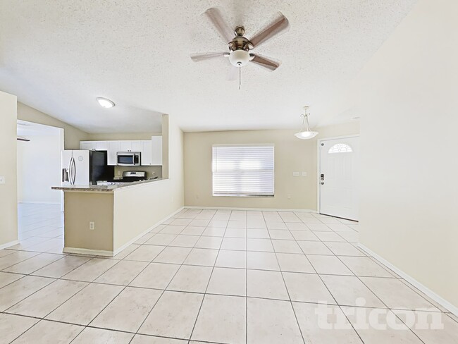 Building Photo - 2434 Sagemont Dr