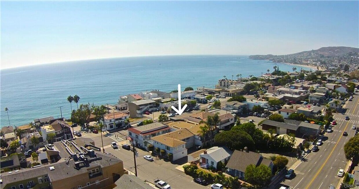 Primary Photo - Laguna Beach Apts.