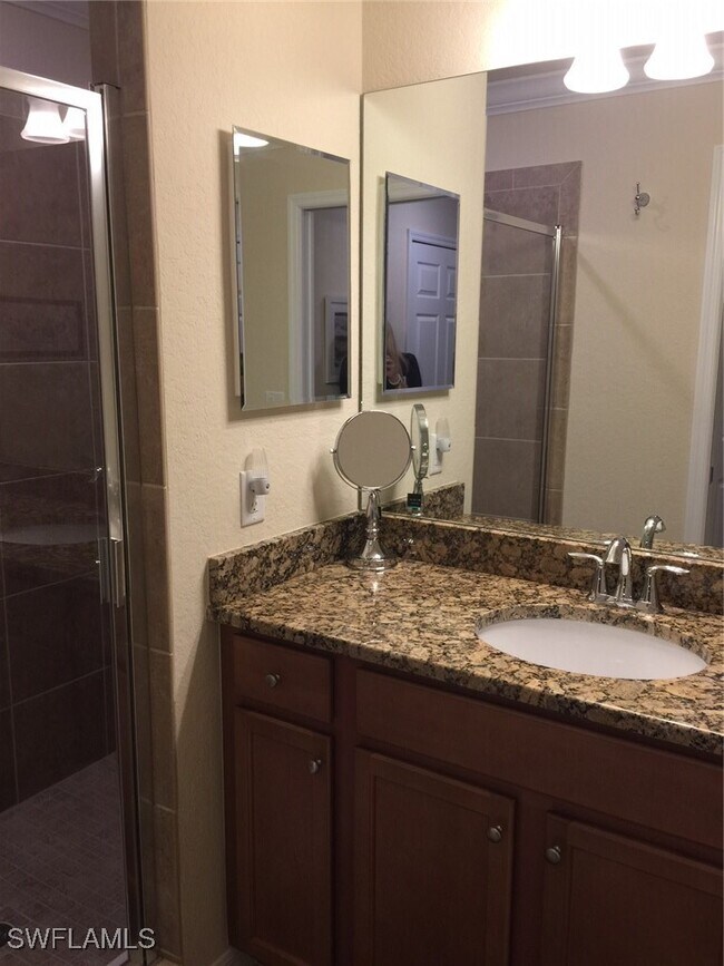 Foto del edificio - 17961 Bonita National Blvd