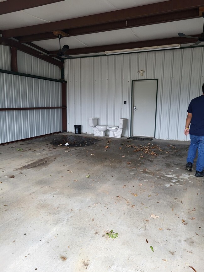 Building Photo - 3342 US-271