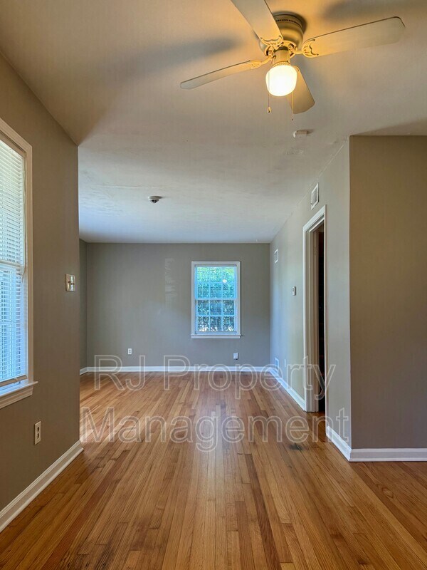 Foto del edificio - 3698 Philsdale Ave