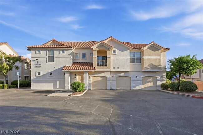 Building Photo - 8555 W Russell Rd