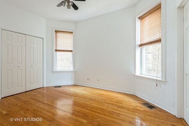 Building Photo - 4216 N Winchester Ave