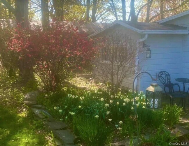 Foto del edificio - 88 Rock City Rd