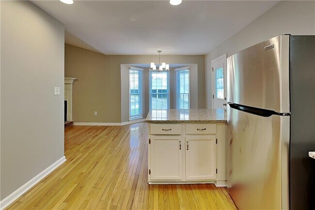 Foto del edificio - 274 Peach Crossing Dr