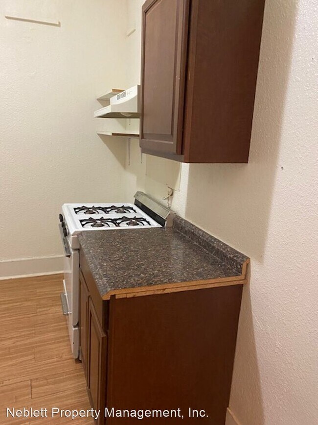 Building Photo - 1 br, 1 bath House - 906 Oakland B