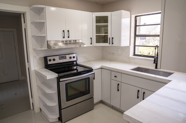 Foto del edificio - 4490 NW 171 Terrace