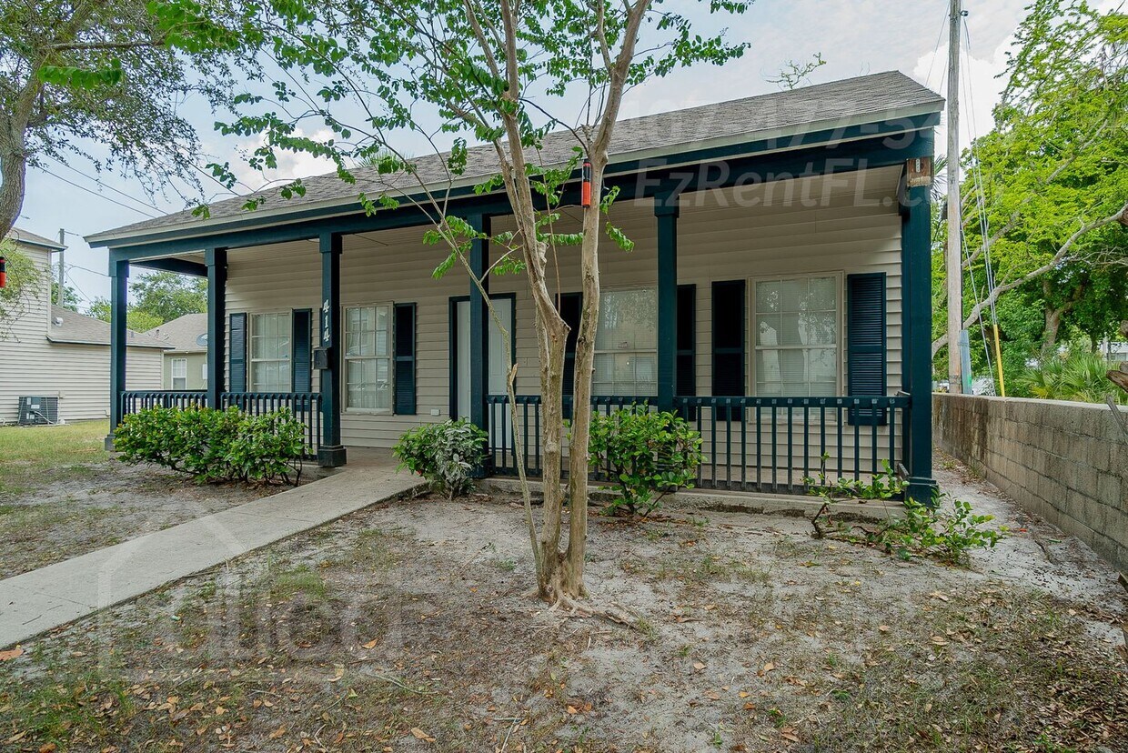 Primary Photo - Newly renovated 3-bedroom, 2-bathroom home...
