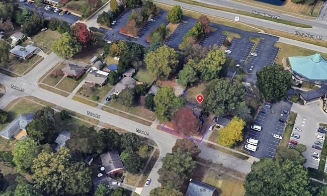 Building Photo - For Rent: Classic 3-Bedroom Brick Ranch in Lexington