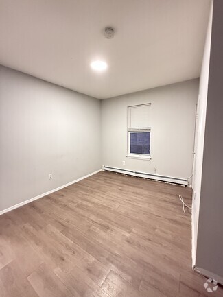 Building Photo - 144 Brunswick St