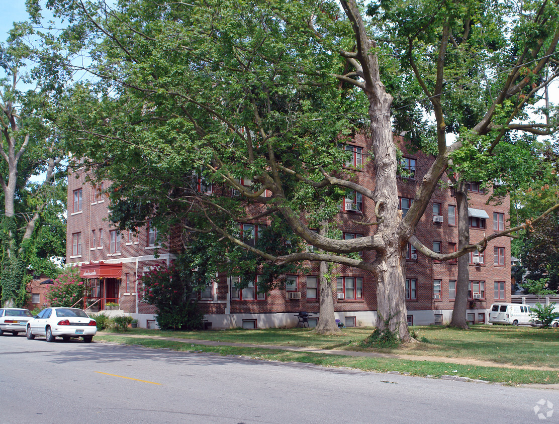 Building Photo - Ambassador Apartments