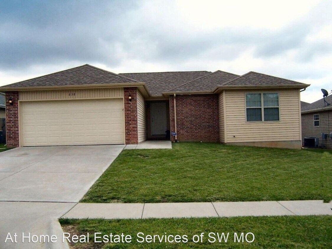 Primary Photo - 3 br, 2 bath House - 638 S Casa Grande