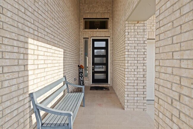 Building Photo - 1311 Overture Pl