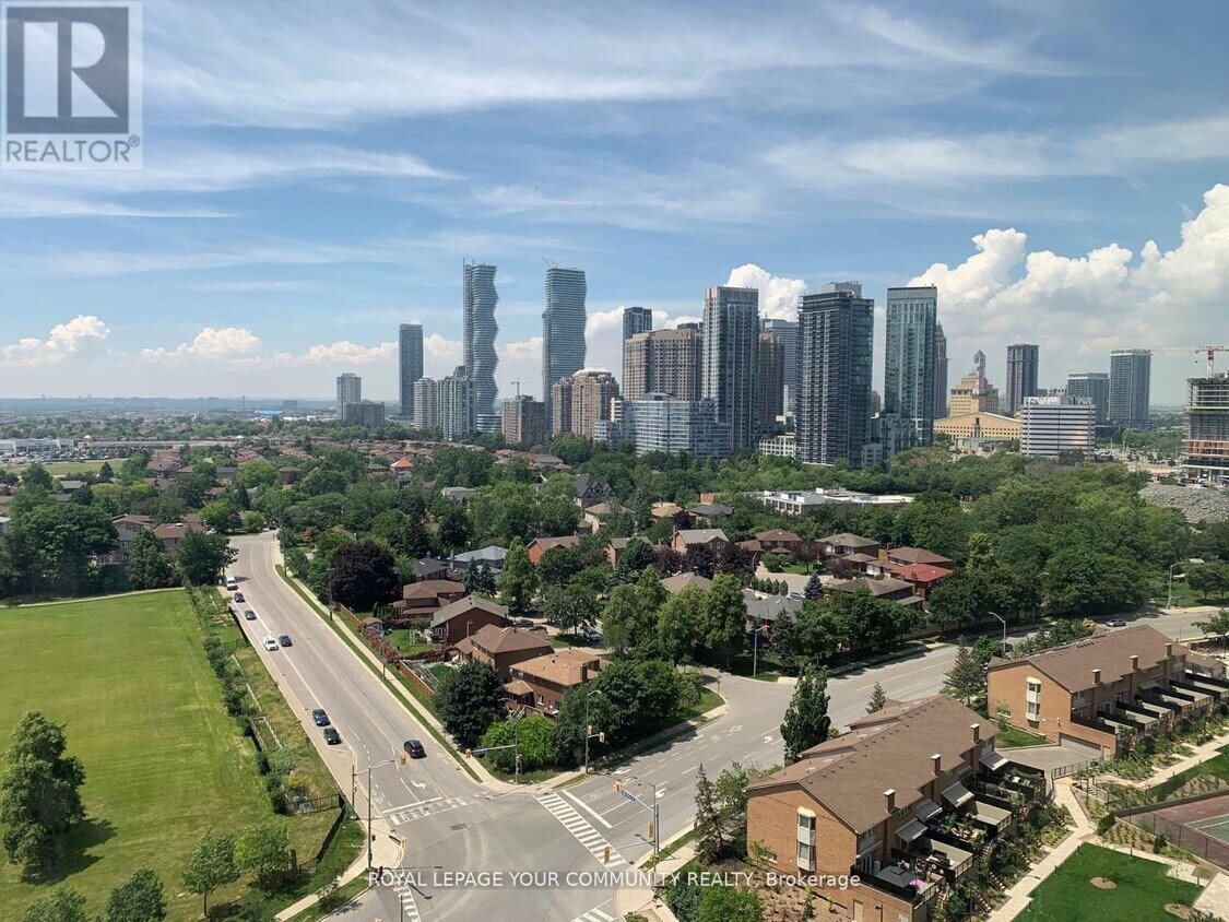 Photo principale - 36-1836 Elm Dr W