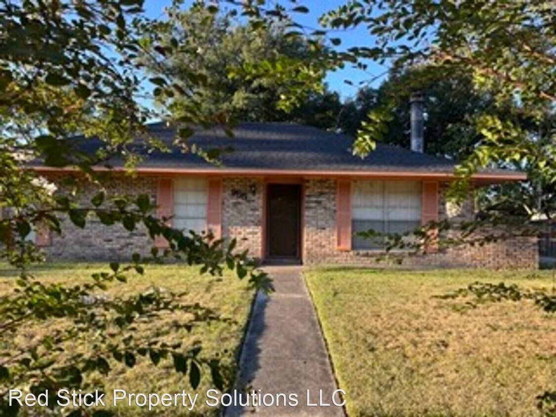 Primary Photo - 3 br, 2 bath House - 9556 Glennsade Ave