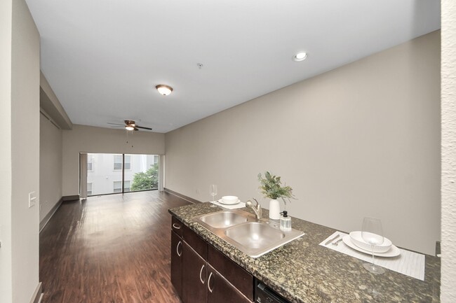 Foto del edificio - 3616 Richmond Ave.