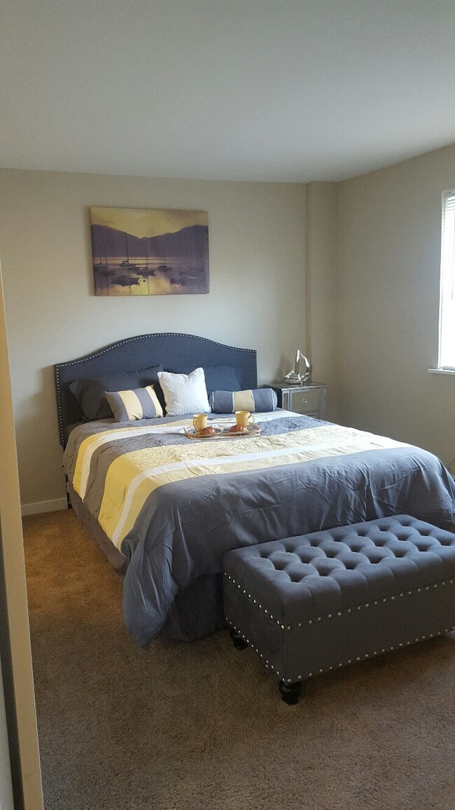 Enclave Apartments of Hoffman Estates Rentals Hoffman Estates, IL