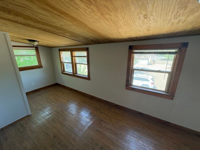 Foto del edificio - Private Suites in a Beautiful Shared Home Near UNC & Coffee Shops