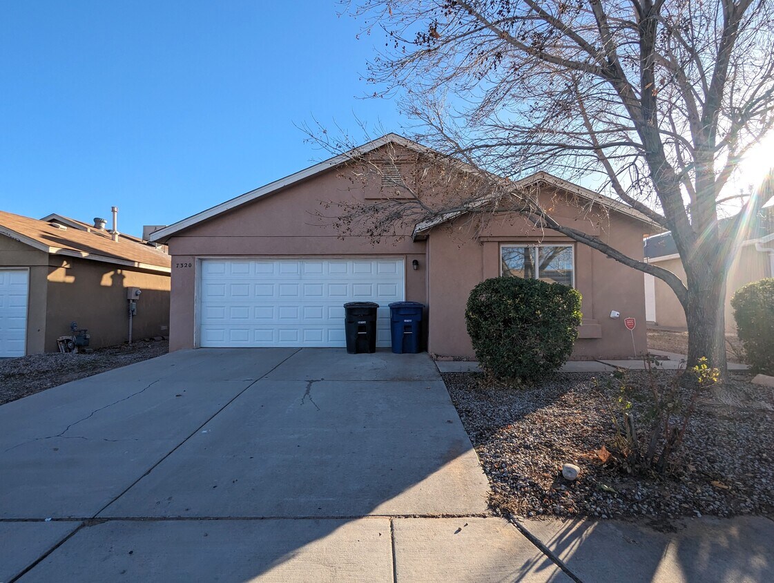 Primary Photo - 7320 Spring Flower Rd SW