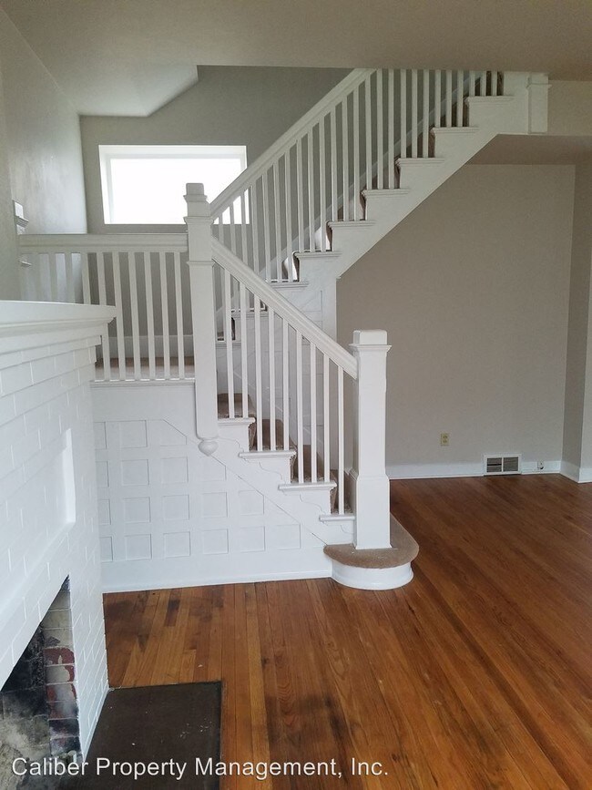 Foto del edificio - 3 br, 2 bath House - 52 S. 17th St.