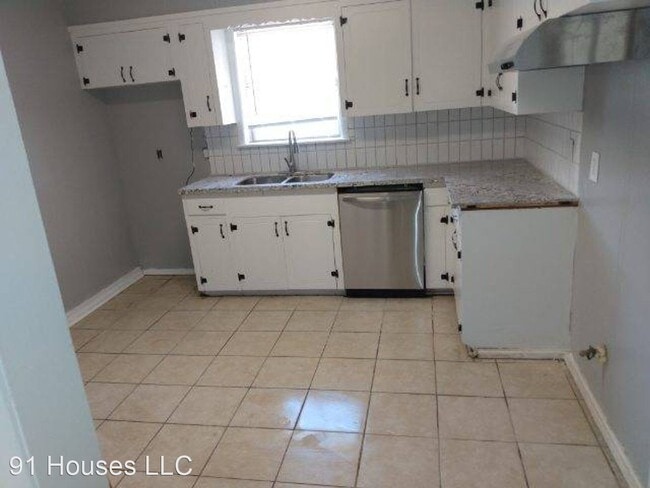 Building Photo - 3 br, 1.5 bath House - 3302 Reily Lane