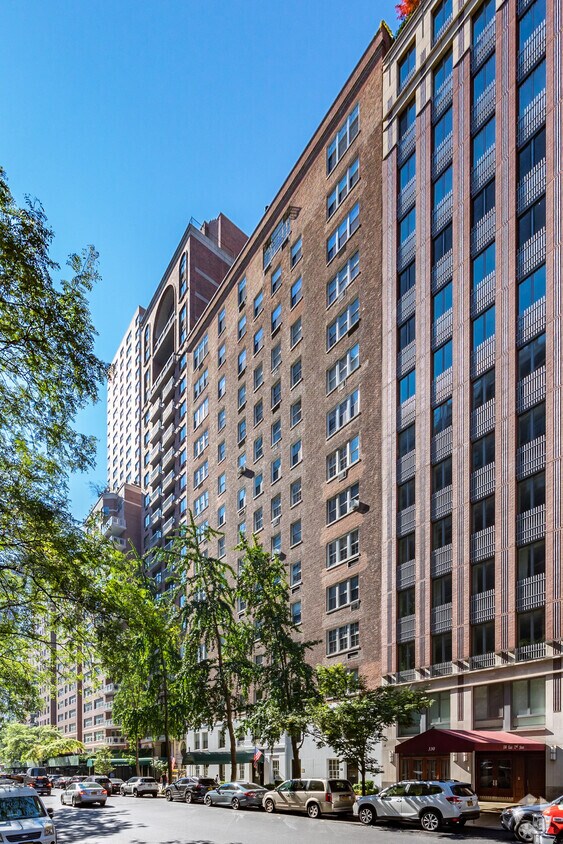 Building exterior - 342 E 72nd St