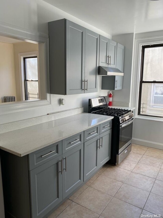 Building Photo - 1331 Bronx River Ave
