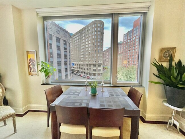 Foto del edificio - 1 Charles St S