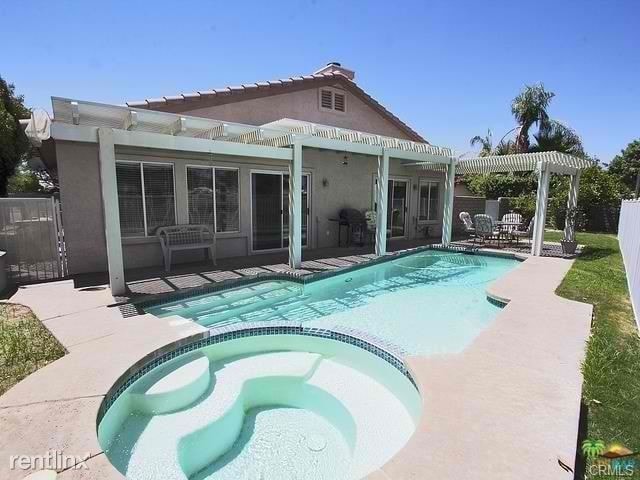Primary Photo - 82276 Shirley Cir