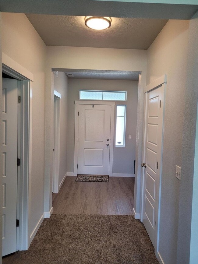 Building Photo - Stunning Home in Meridian with Bonus Room!