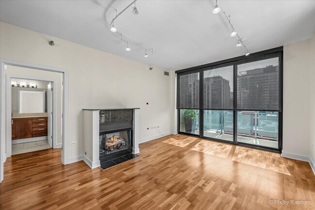 Foto del edificio - 744 N Clark St