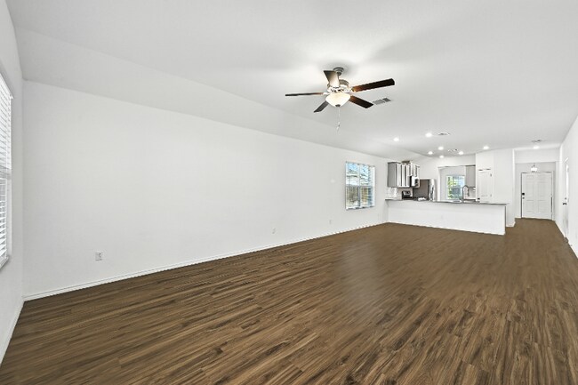 Building Photo - 129 Konik Rd