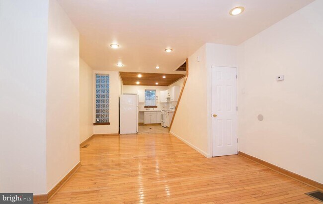 Foto del edificio - 1826 S Taylor St