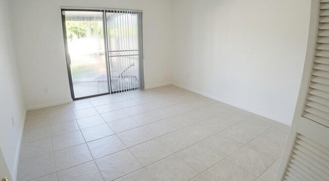 Foto del edificio - 13368 Bedford Mews Ct