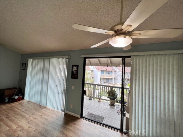 Building Photo - 10531 Lakeside Dr S