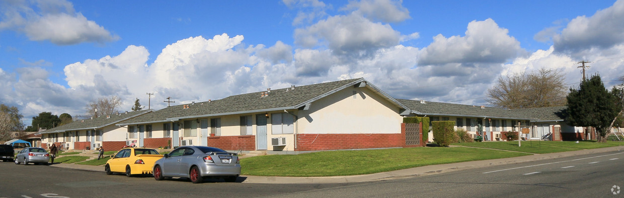 Foto del edificio - Cottage Lane Apartments II