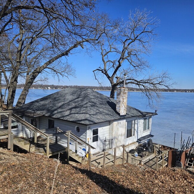 Foto del edificio - 42731 N Woodbine Ave